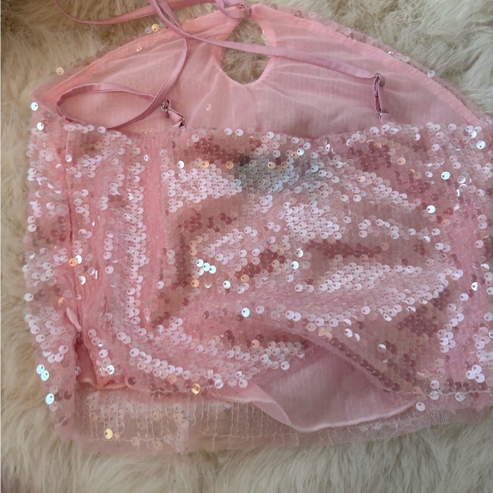 White Fox Sequin Two piece Dress - Picture 3 of 4